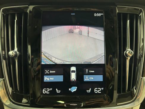 Used 2020 Volvo V90 T6 Cross Country AWD/4WD image 9