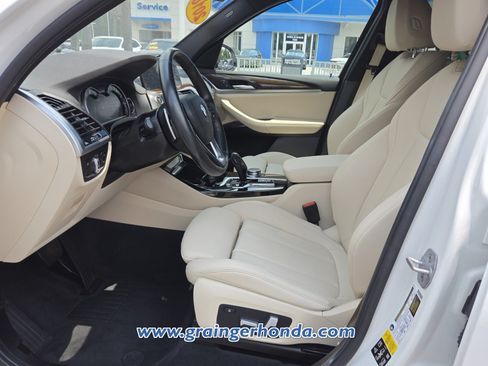 Used 2018 BMW X3 xDrive30i AWD/4WD image 10