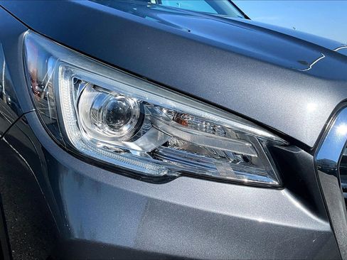 Used 2019 Subaru Ascent Touring image 27