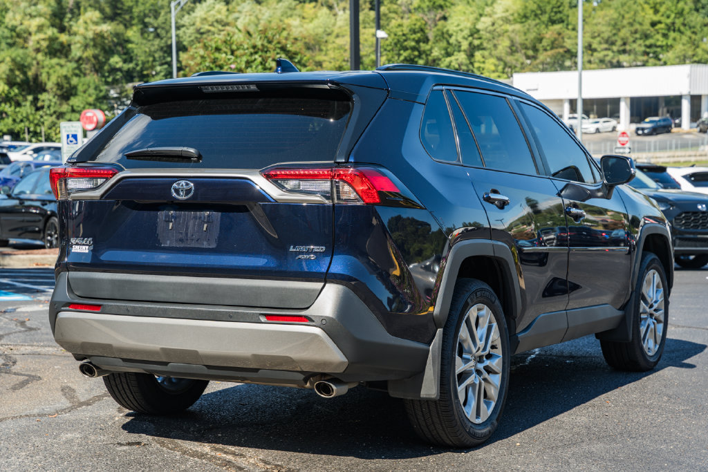 Used 2025 Toyota RAV4 Limited w/ Advanced Technology Package AWD/4WD image 4