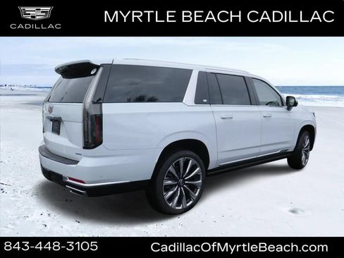 New 2026 Cadillac Escalade ESV Platinum Luxury AWD/4WD image 3