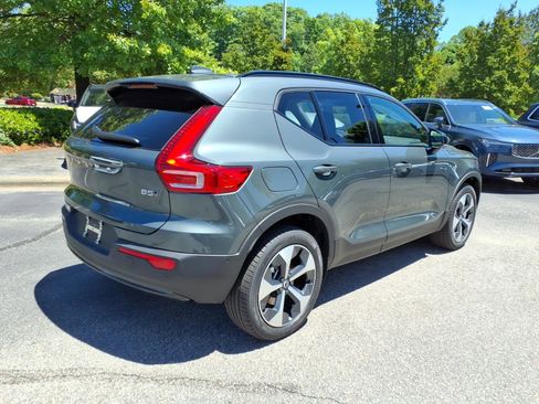 New 2026 Volvo XC40 B5 Plus w/ Protection Package Premier AWD/4WD image 3