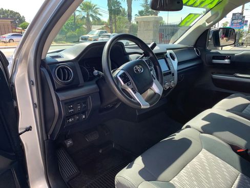 Used 2019 Toyota Tundra SR5 image 7