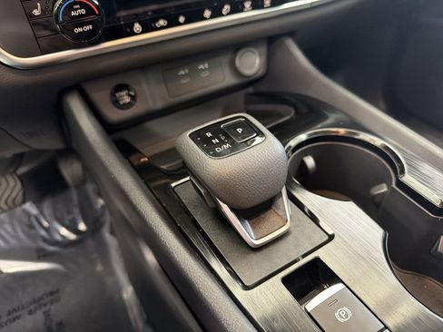 Certified 2025 Nissan Rogue SV w/ SV Premium Package image 29