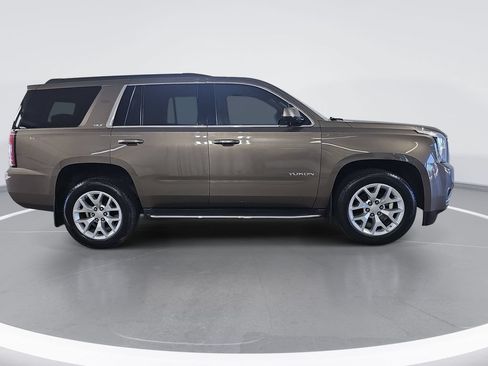 Certified 2016 GMC Yukon SLT w/ Open Road Package AWD/4WD image 2