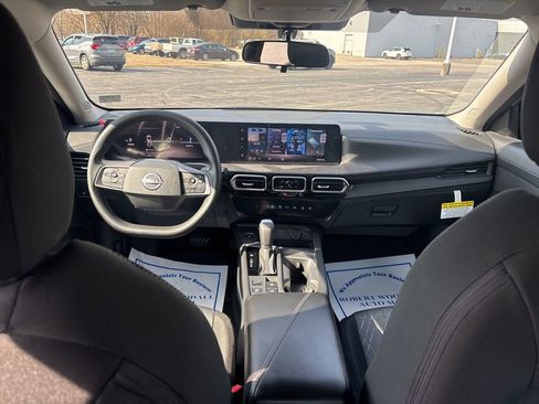 New 2026 Nissan Sentra SV w/ Floor Mat Package FWD image 10