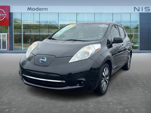 Used 2016 Nissan Leaf SV image 1