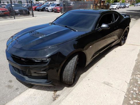 Used 2019 Chevrolet Camaro SS RWD image 8