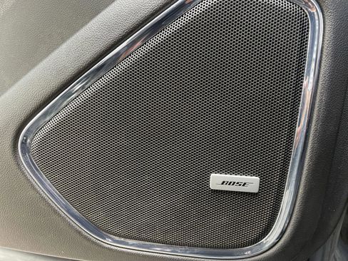 Used 2019 GMC Yukon SLT image 18