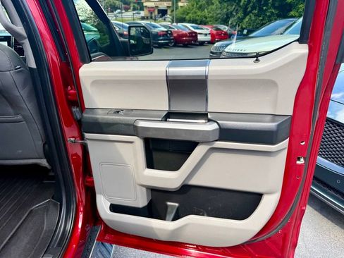 Used 2016 Ford F150 XLT w/ Equipment Group 302A Luxury AWD/4WD image 28