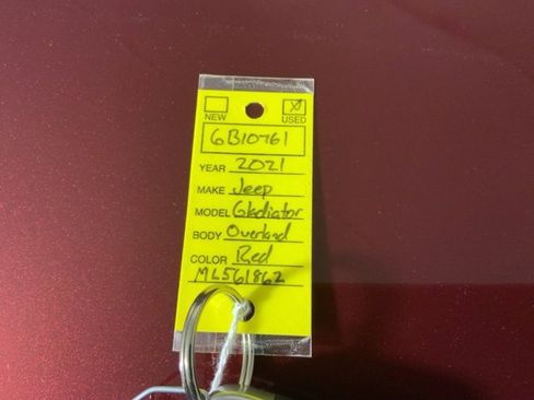 Used 2021 Jeep Gladiator Overland image 34