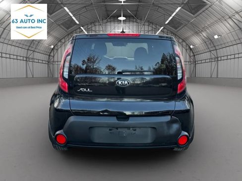 Used 2016 Kia Soul FWD image 4
