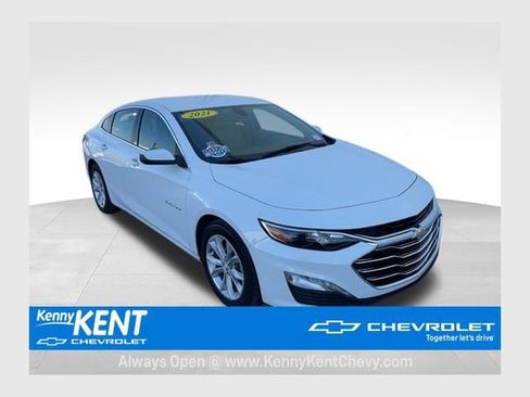 Used 2021 Chevrolet Malibu LT FWD image 1