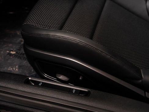 Used 2023 Porsche 911 Carrera T image 29