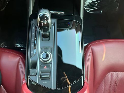 Used 2017 Maserati Levante w/ Sport Package image 22