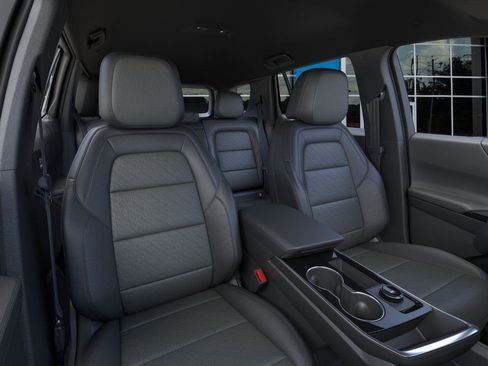 New 2026 Chevrolet Equinox LT w/ Convenience Package II FWD image 16