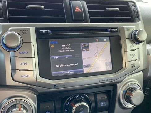 Used 2016 Toyota 4Runner SR5 image 21