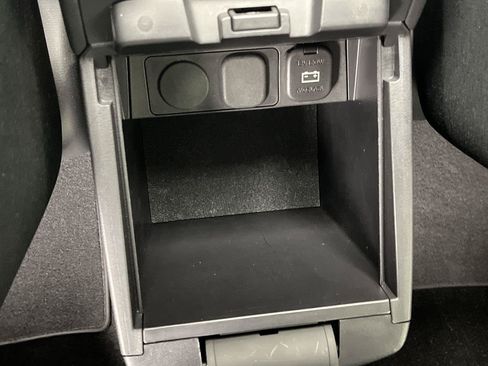 Used 2017 MAZDA MAZDA3 Sport FWD image 20