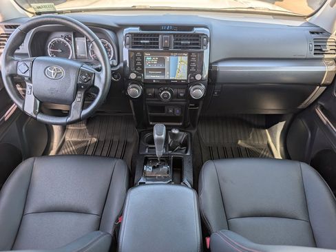 Used 2024 Toyota 4Runner TRD Off-Road Premium w/ Off Road Premium Plus Package image 4