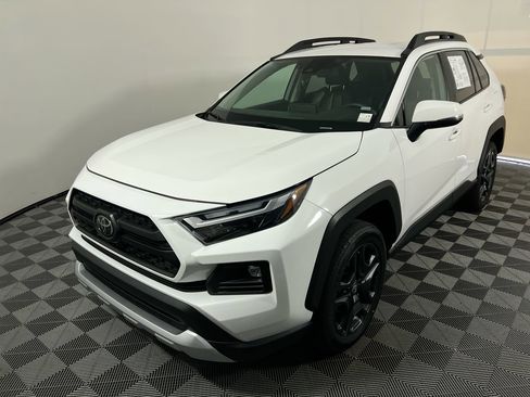 Used 2024 Toyota RAV4 Adventure AWD/4WD image 7
