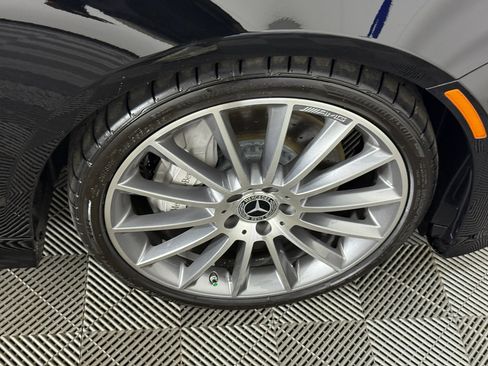 Used 2023 Mercedes-Benz E 450 Coupe image 13