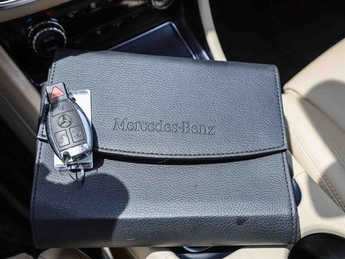 Used 2018 Mercedes-Benz CLA 250 image 37