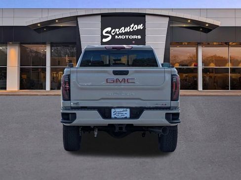 New 2026 GMC Sierra 3500 AT4 w/ AT4 Premium Plus Package AWD/4WD image 4