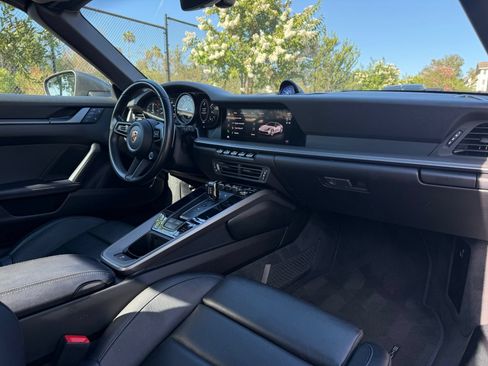 Certified 2024 Porsche 911 Carrera RWD image 27