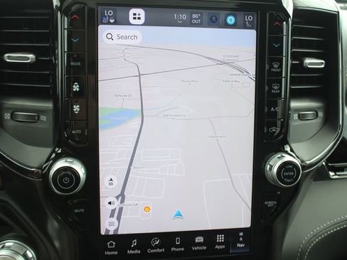 Used 2025 RAM 1500 Limited w/ Off Road Group image 9