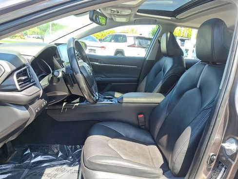 Used 2024 Toyota Camry XSE w/ Cold Weather Package FWD image 13