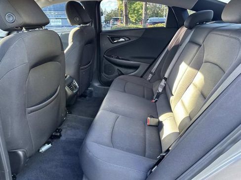 Used 2022 Chevrolet Malibu LT FWD image 11