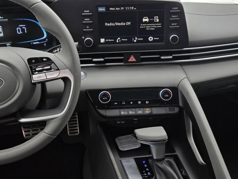 New 2026 Hyundai Elantra Sport FWD image 23