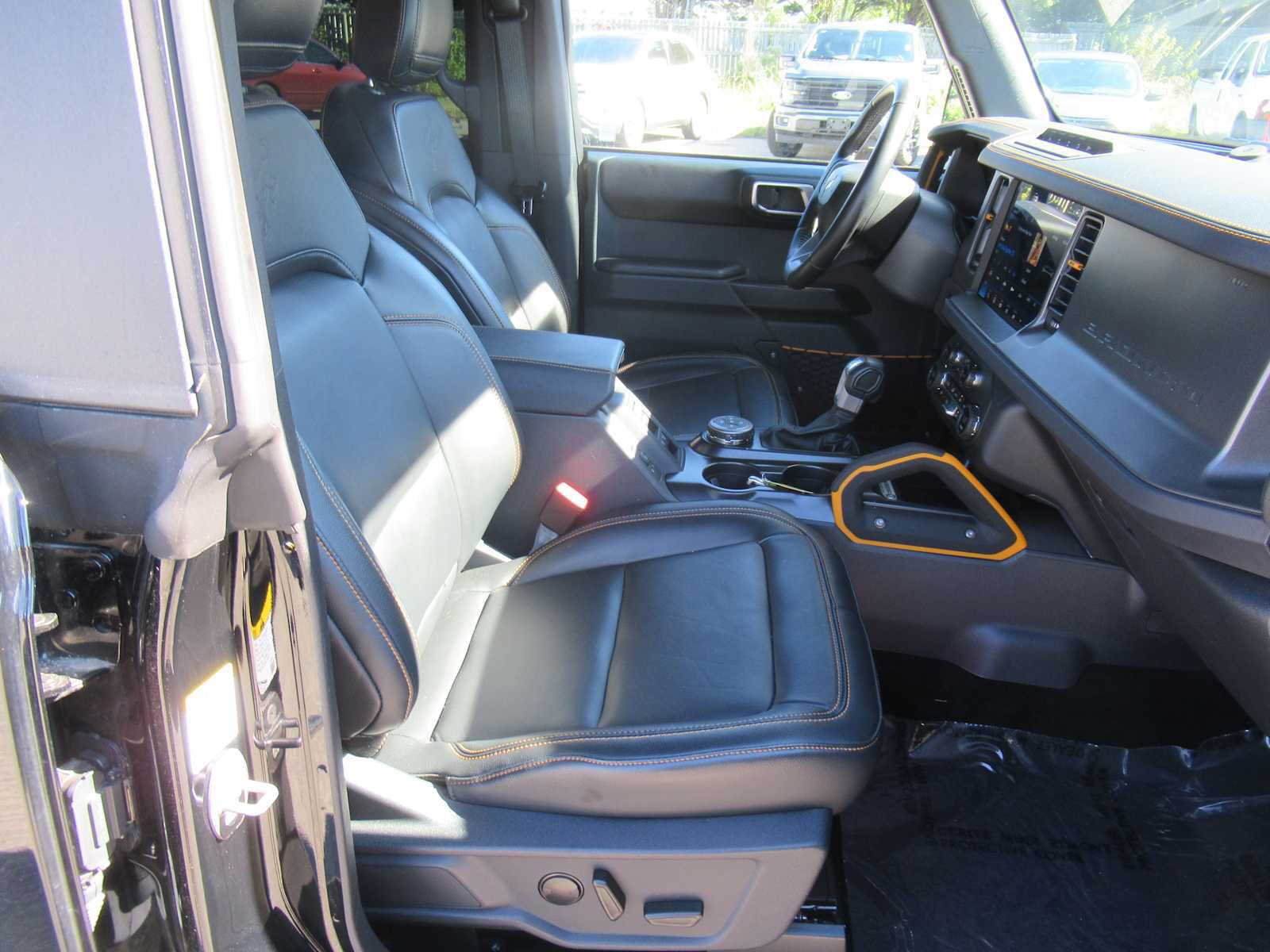 Used 2024 Ford Bronco Badlands AWD/4WD image 23