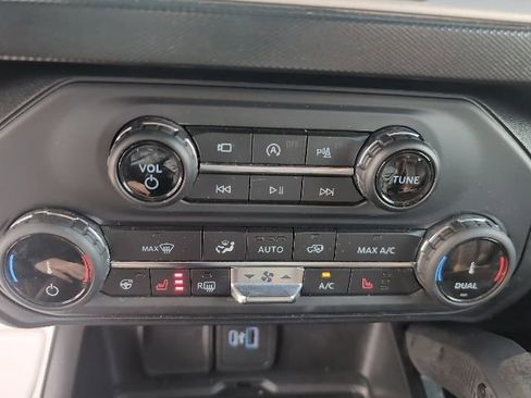 Used 2022 Ford Bronco Raptor image 42