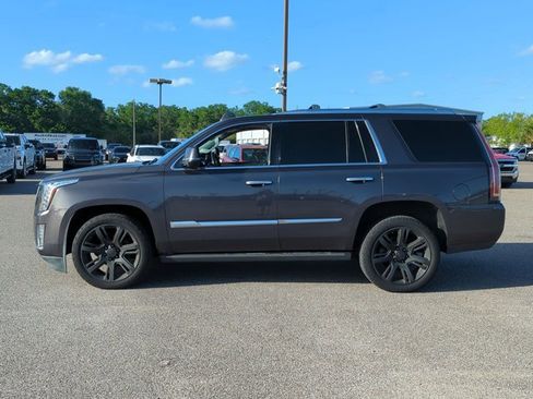 Used 2016 Cadillac Escalade Premium image 8