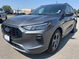 Used 2023 Ford Escape ST-Line image 2
