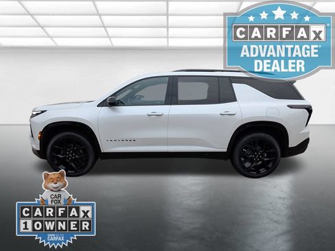 Used 2024 Chevrolet Traverse RS w/ LPO, Floor Liner Package AWD/4WD image 31