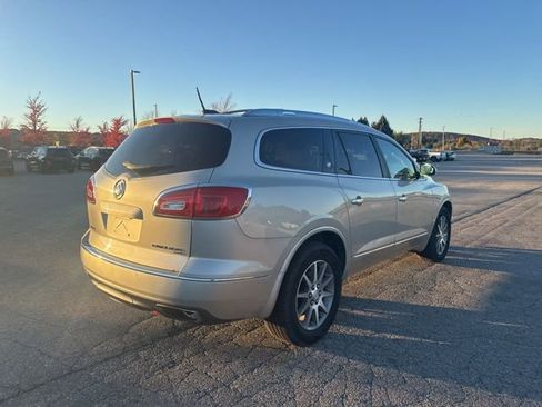 Used 2017 Buick Enclave Leather image 19