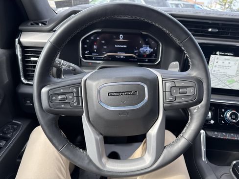 Used 2024 GMC Sierra 1500 Denali w/ Technology Package image 17