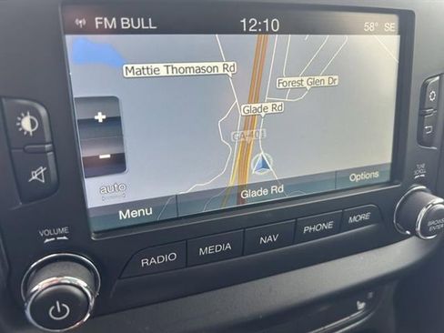 Used 2016 Jeep Renegade Trailhawk w/ Premium Trailhawk Package image 12