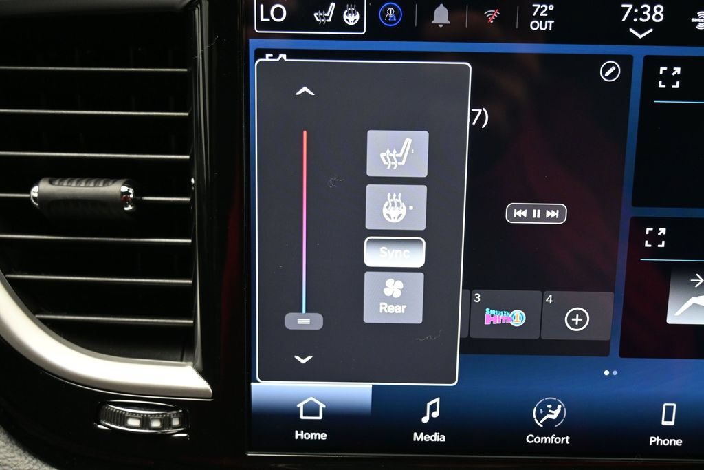 New 2027 Chrysler Pacifica Select FWD image 22
