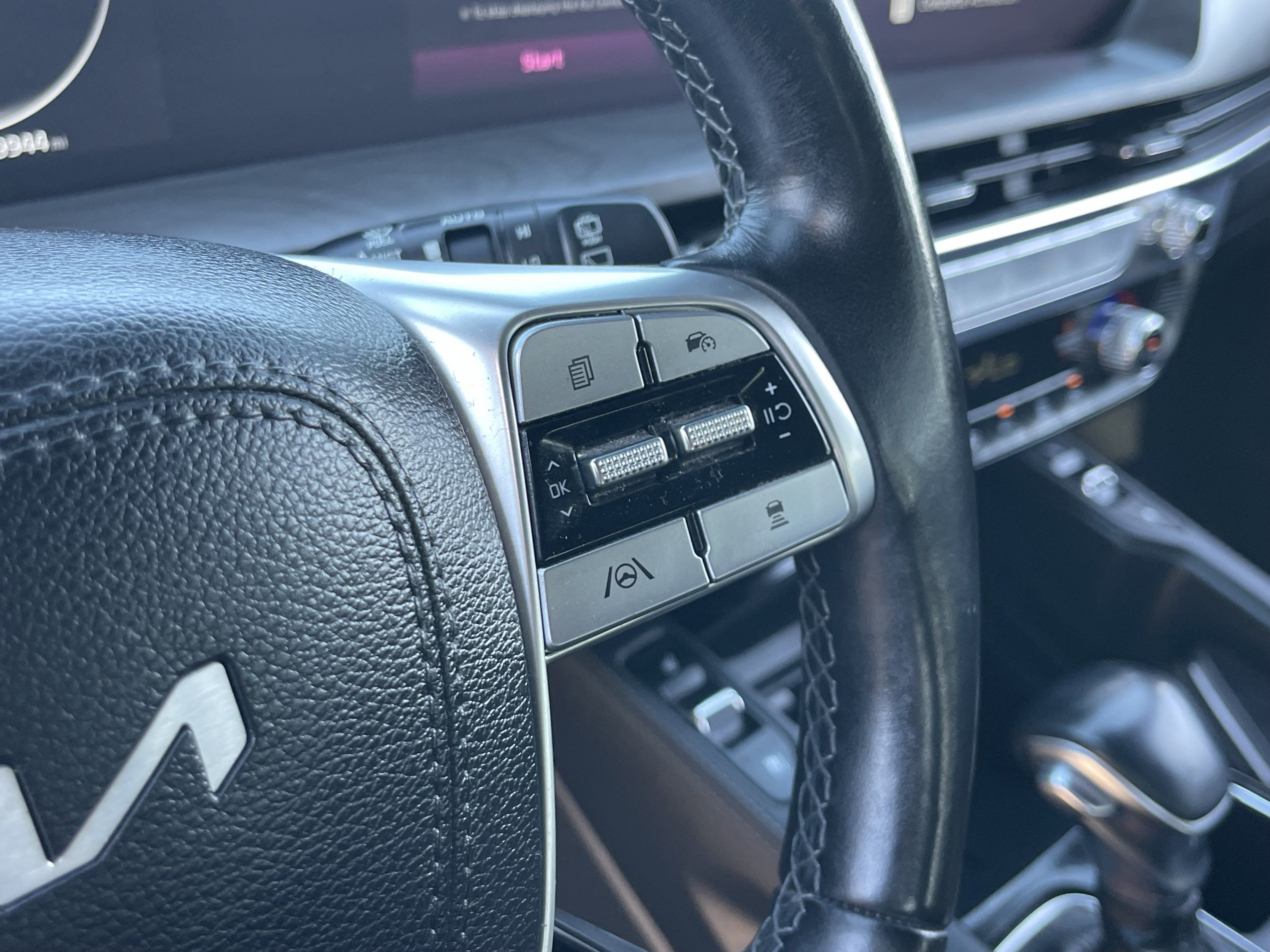Certified 2023 Kia Telluride SX Prestige X-Line AWD/4WD image 24