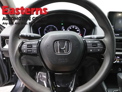 Used 2023 Honda Civic LX image 10