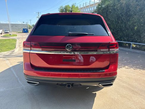 Used 2024 Volkswagen Atlas SE FWD image 6