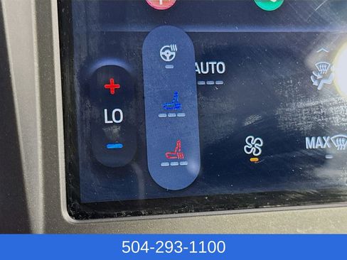 Used 2022 Ford Edge Titanium w/ Equipment Group 301A image 21