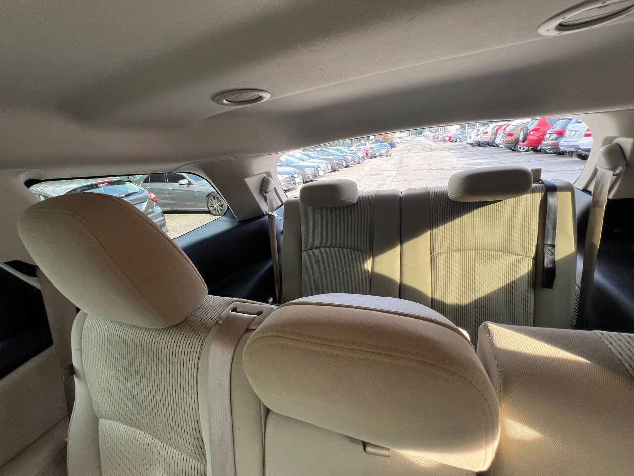 Used 2017 Dodge Journey SE w/ Flexible Seating Group FWD image 17
