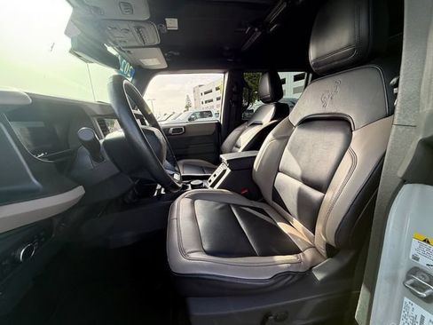 Used 2024 Ford Bronco Wildtrak AWD/4WD image 9
