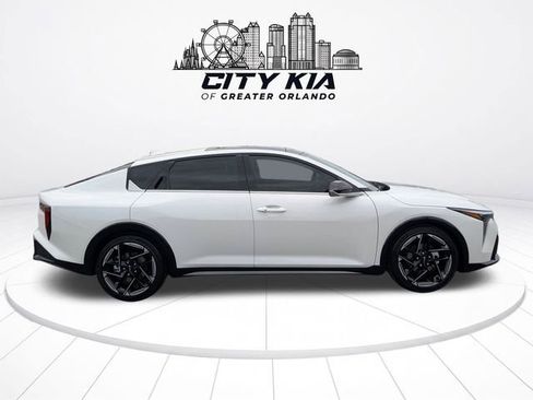 New 2026 Kia K4 GT-Line w/ GT-Line Premium Package FWD image 8