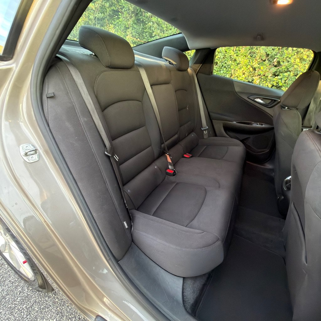 Used 2023 Chevrolet Malibu LT w/ Driver Confidence Package FWD image 17