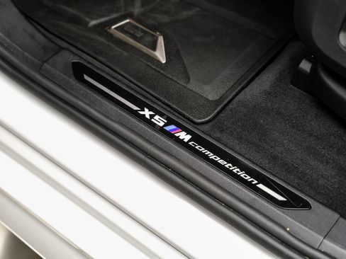 Used 2024 BMW X5 M Competition w/ Executive Package AWD/4WD image 37